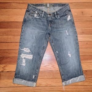 Abercrombie and Fitch Capri